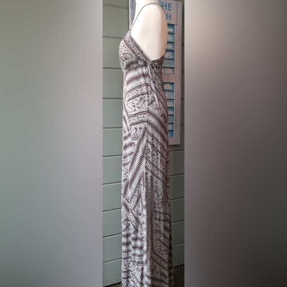 Jessica Simpson grey Aztec print maxi dress w/padded cups & racer back M 🎉SALE - Picture 5 of 15
